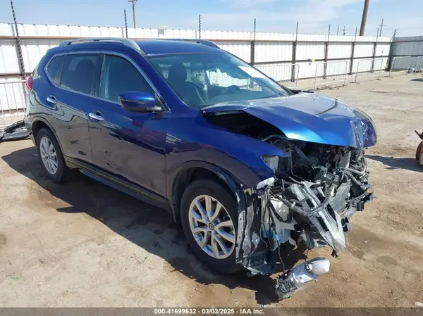 5N1AT2MT9HC870444 2017 NISSAN ROGUE - Image 1