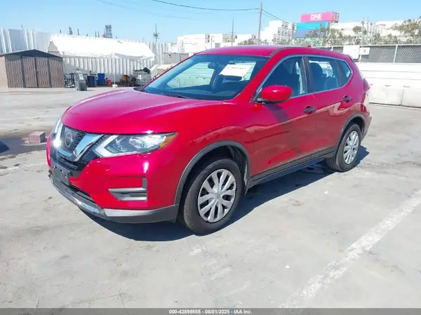 5N1AT2MT9HC872792 2017 NISSAN ROGUE - Image 2
