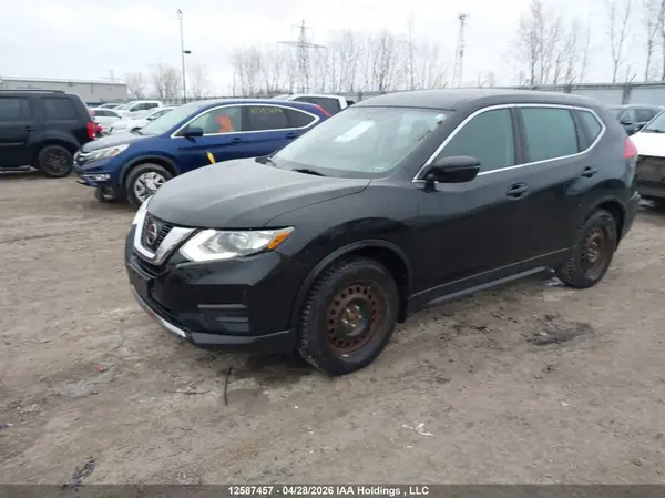 5N1AT2MT9HC879676 2017 NISSAN ROGUE - Image 2