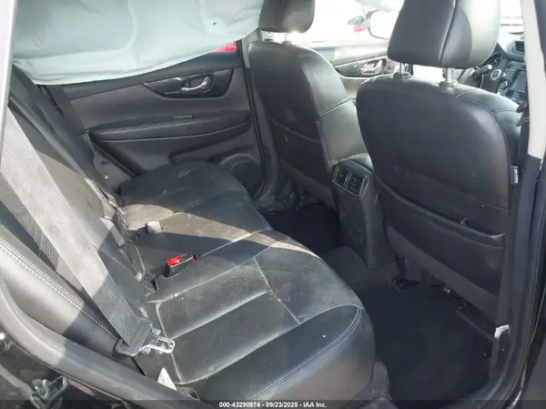 5N1AT2MT9HC880407 2017 NISSAN ROGUE - Image 8
