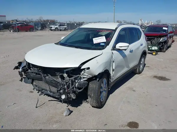 5N1AT2MT9HC882433 2017 NISSAN ROGUE - Image 2