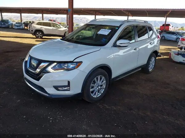 5N1AT2MT9HC883307 2017 NISSAN ROGUE - Image 2