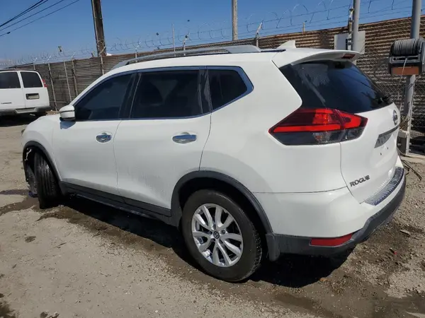 5N1AT2MT9HC884778 2017 NISSAN ROGUE - Image 2