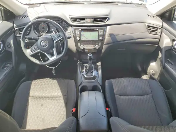 5N1AT2MT9HC885431 2017 NISSAN ROGUE - Image 8
