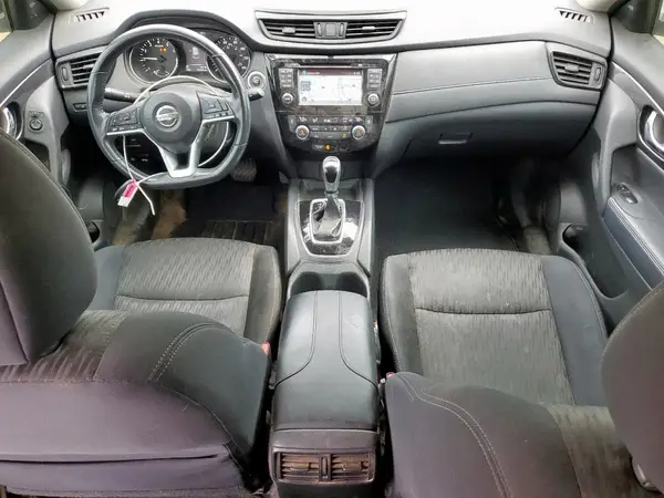 5N1AT2MT9HC886532 2017 NISSAN ROGUE - Image 8