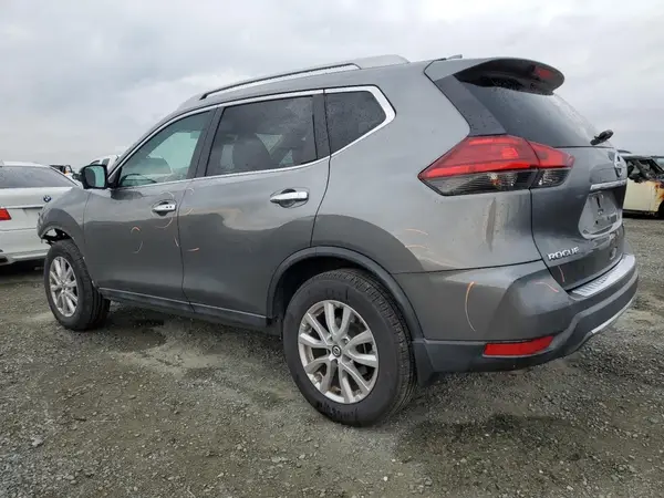 5N1AT2MT9HC891570 2017 NISSAN ROGUE - Image 2