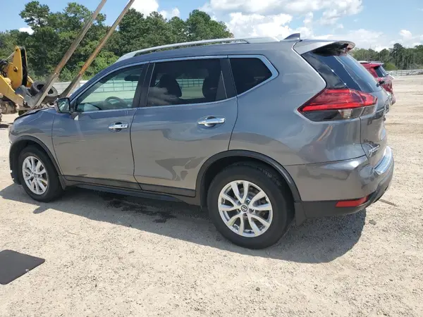 5N1AT2MT9HC894503 2017 NISSAN ROGUE - Image 2