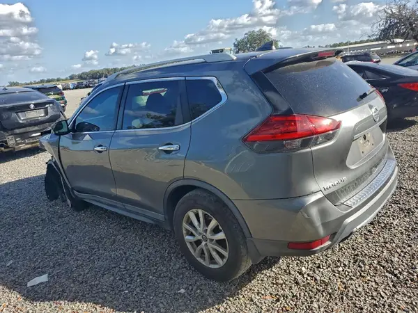 5N1AT2MT9HC896249 2017 NISSAN ROGUE - Image 2