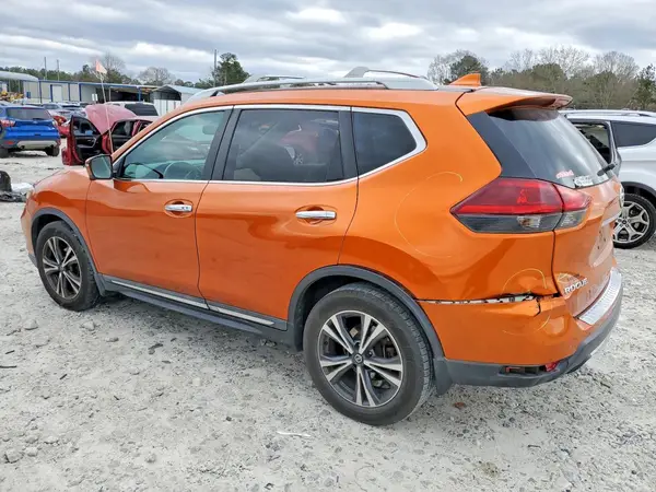 5N1AT2MT9JC708027 2018 NISSAN ROGUE - Image 2