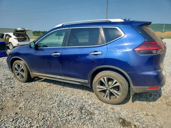 5N1AT2MT9JC711669 2018 NISSAN ROGUE - Image 2