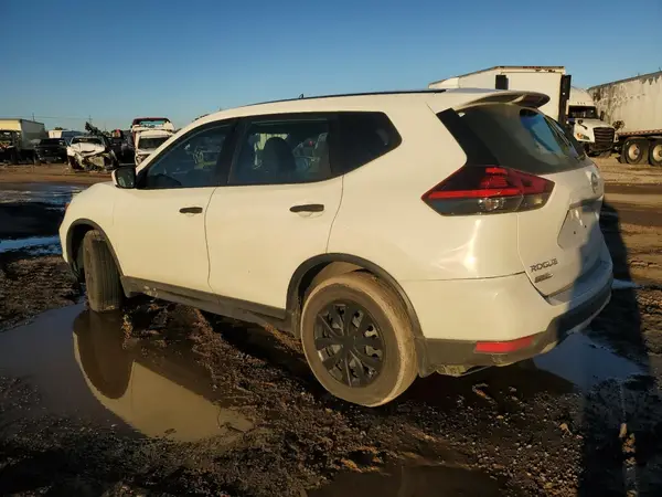 5N1AT2MT9JC712899 2018 NISSAN ROGUE - Image 2