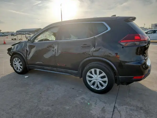 5N1AT2MT9JC726026 2018 NISSAN ROGUE - Image 2