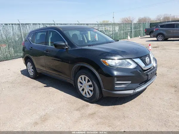 5N1AT2MT9JC727077 2018 NISSAN ROGUE - Image 1