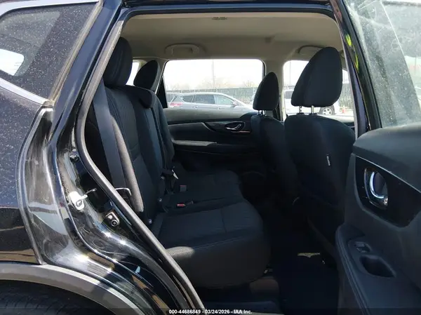 5N1AT2MT9JC727077 2018 NISSAN ROGUE - Image 8