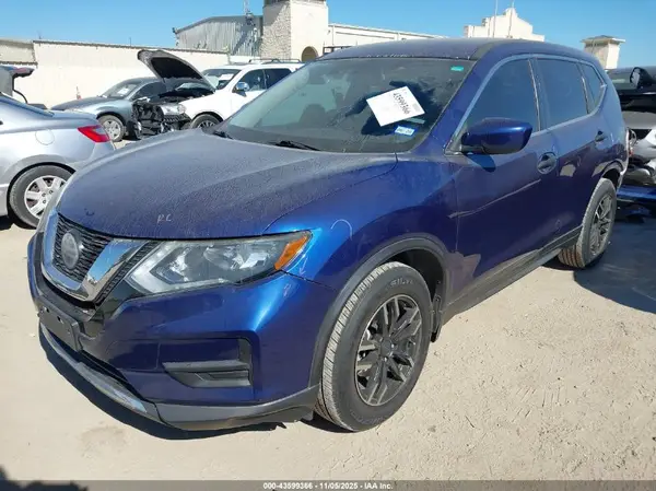 5N1AT2MT9JC732456 2018 NISSAN ROGUE - Image 2