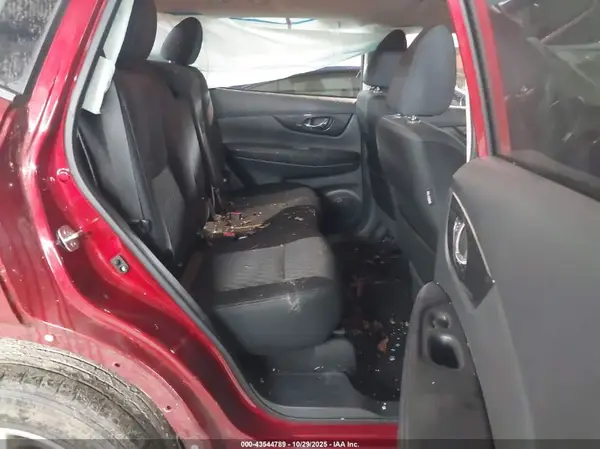 5N1AT2MT9JC737270 2018 NISSAN ROGUE - Image 8