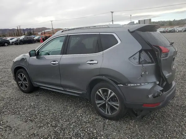 5N1AT2MT9JC737530 2018 NISSAN ROGUE - Image 2