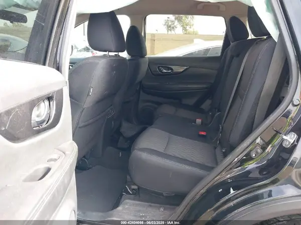 5N1AT2MT9JC737821 2018 NISSAN ROGUE - Image 8