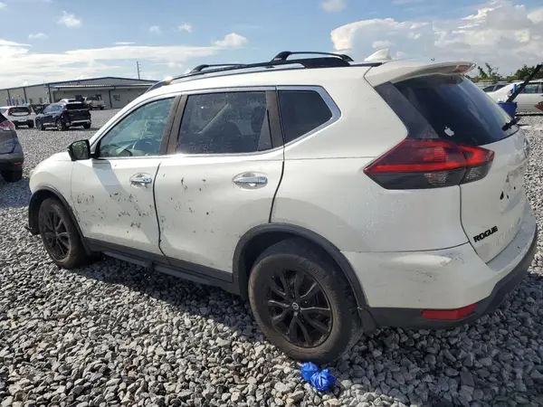 5N1AT2MT9JC744154 2018 NISSAN ROGUE - Image 2