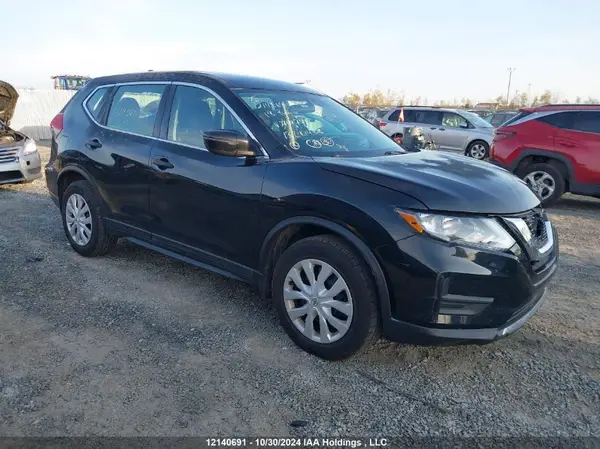 5N1AT2MT9JC749743 2018 NISSAN ROGUE - Image 1