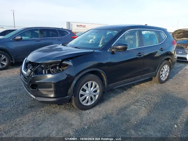5N1AT2MT9JC749743 2018 NISSAN ROGUE - Image 2