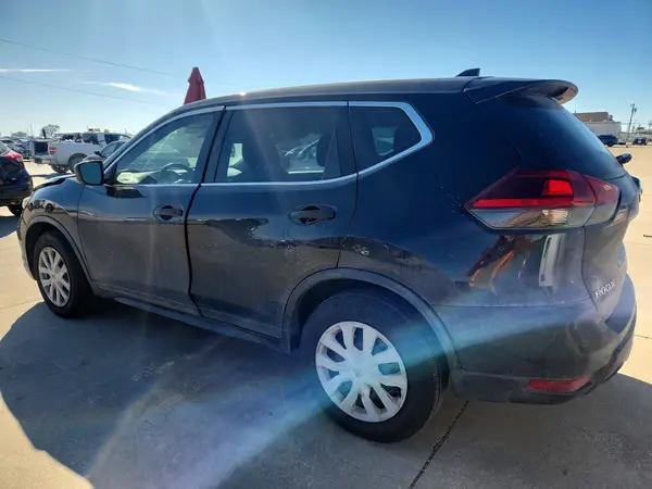 5N1AT2MT9JC749824 2018 NISSAN ROGUE - Image 2
