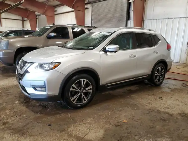 5N1AT2MT9JC759446 2018 NISSAN ROGUE - Image 1