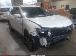 5N1AT2MT9JC763884 2018 NISSAN ROGUE