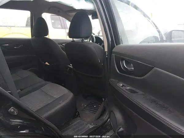 5N1AT2MT9JC765103 2018 NISSAN ROGUE - Image 8