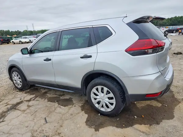 5N1AT2MT9JC765859 2018 NISSAN ROGUE - Image 2