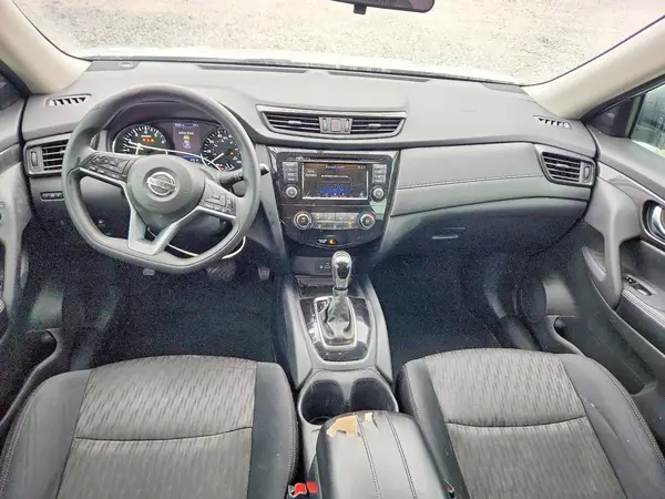 5N1AT2MT9JC765859 2018 NISSAN ROGUE - Image 8