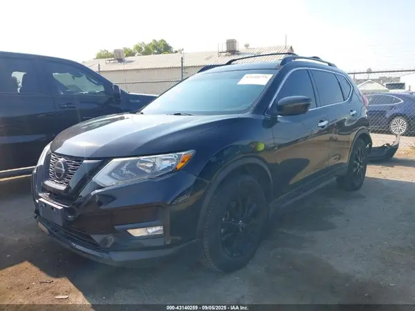 5N1AT2MT9JC770236 2018 NISSAN ROGUE - Image 2