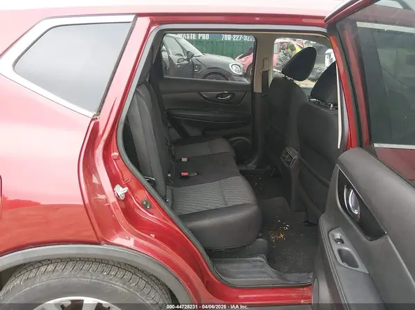 5N1AT2MT9JC789725 2018 NISSAN ROGUE - Image 8