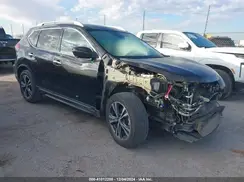 5N1AT2MT9JC803221 2018 NISSAN ROGUE