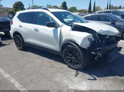 5N1AT2MT9JC806135 2018 NISSAN ROGUE