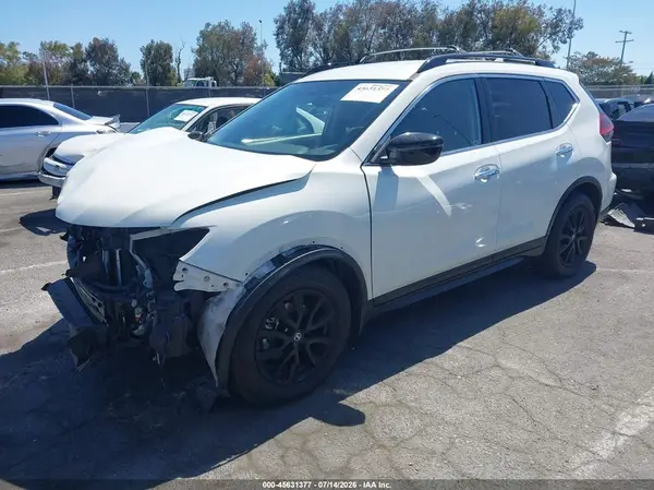 5N1AT2MT9JC806135 2018 NISSAN ROGUE - Image 2