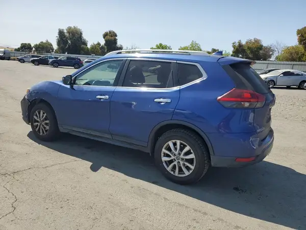 5N1AT2MT9JC807141 2018 NISSAN ROGUE - Image 2