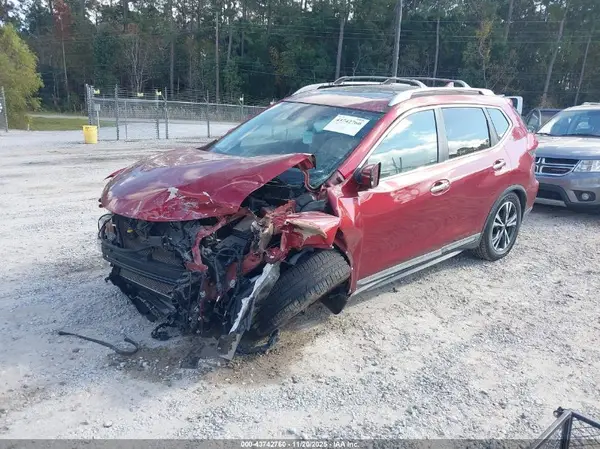 5N1AT2MT9JC808743 2018 NISSAN ROGUE - Image 2