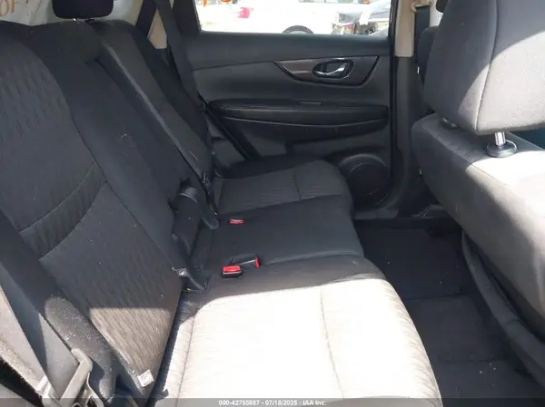 5N1AT2MT9JC811058 2018 NISSAN ROGUE - Image 8