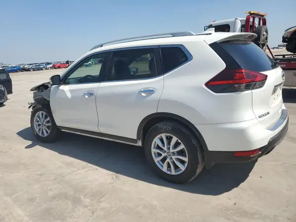 5N1AT2MT9JC811903 2018 NISSAN ROGUE - Image 2