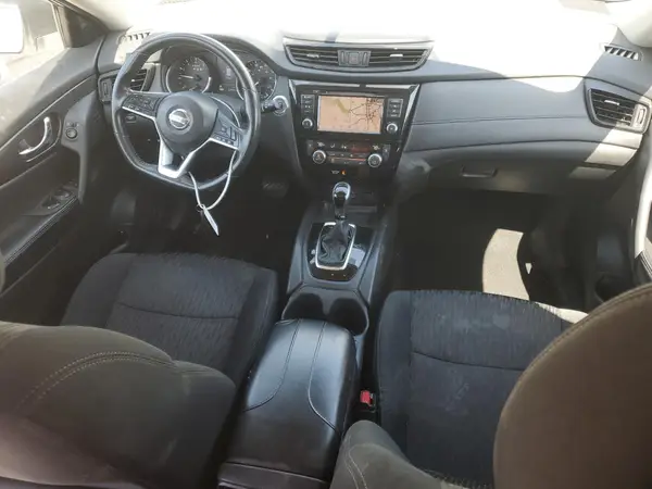 5N1AT2MT9JC811903 2018 NISSAN ROGUE - Image 8