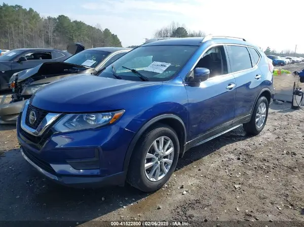 5N1AT2MT9JC813893 2018 NISSAN ROGUE - Image 2