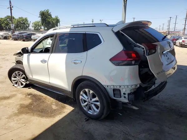 5N1AT2MT9JC818091 2018 NISSAN ROGUE - Image 2