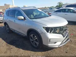 5N1AT2MT9JC820701 2018 NISSAN ROGUE