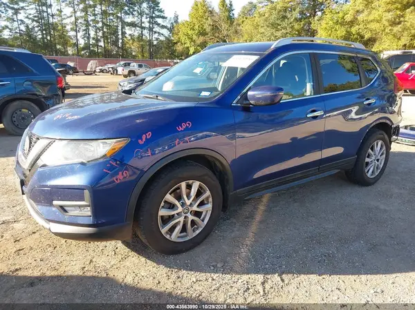 5N1AT2MT9JC824490 2018 NISSAN ROGUE - Image 2
