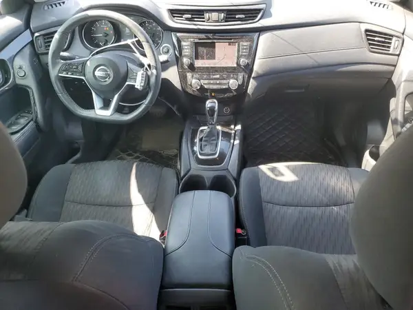 5N1AT2MT9JC827499 2018 NISSAN ROGUE - Image 8