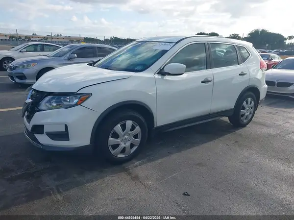5N1AT2MT9JC830452 2018 NISSAN ROGUE - Image 2