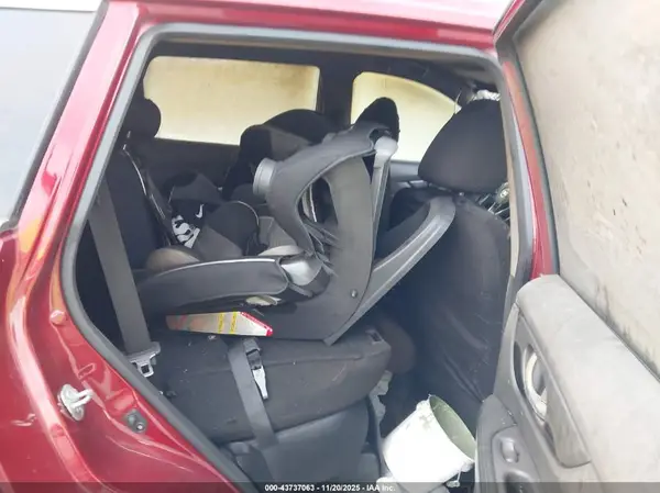 5N1AT2MT9JC833528 2018 NISSAN ROGUE - Image 8