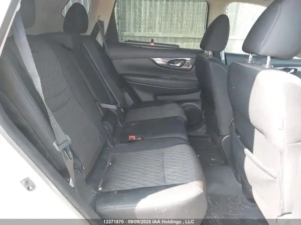 5N1AT2MT9JC833612 2018 NISSAN ROGUE - Image 8