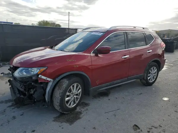 5N1AT2MT9JC839572 2018 NISSAN ROGUE - Image 1